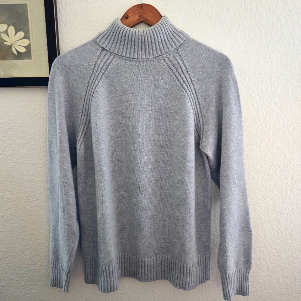 Jeanne Pierre Gray Turtleneck Sweater